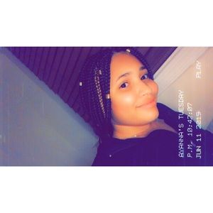 Meet your Posher, Ayanna